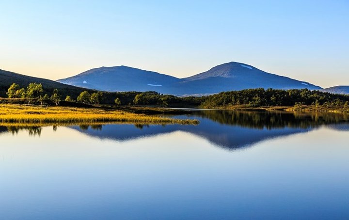 Vatten och berg