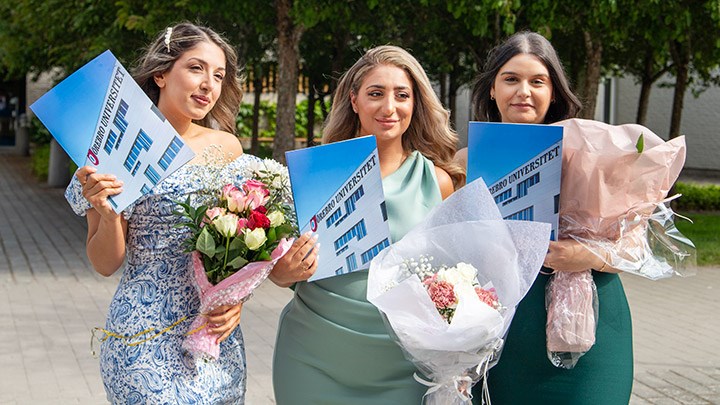 Sandra Chahin, Sara Chamoun och Diana Abdo.