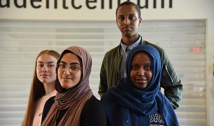 Felicia Looström, Marina Kinaan, Ayuub Mohamed och Meimuna Faraq 