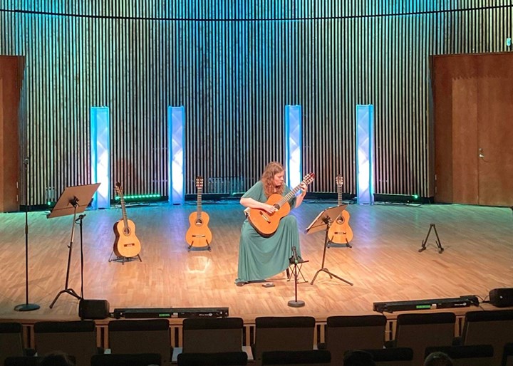 Johanna Bergqvist, klassisk gitarr