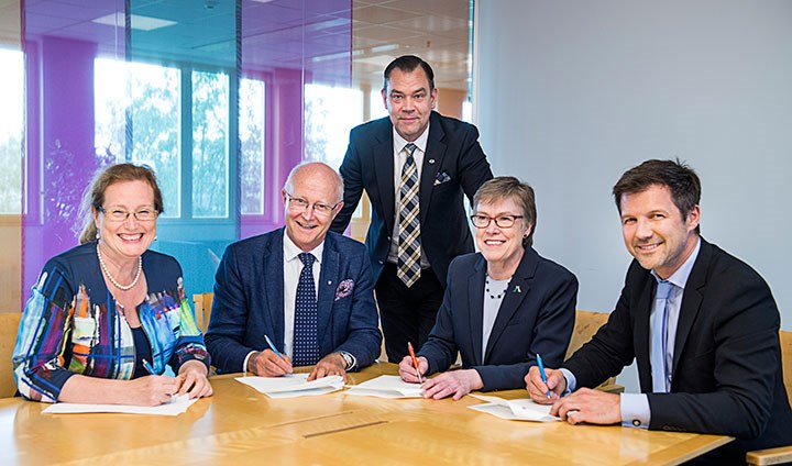 Eva Åkesson, rektor Uppsala universitet, Johan Schnürer, rektor Örebro universitet, Paul Pettersson, rektor Mälardalens högskola, Maj-Britt Johansson, rektor Högskolan i Gävle, Magnus Jobs, akademichef Högskolan Dalarna.