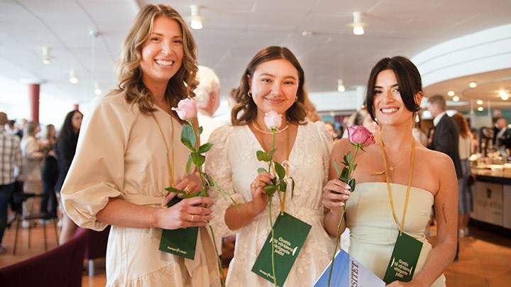 Märta Andersson, Carmen Sköld och Patricia Iranipour.