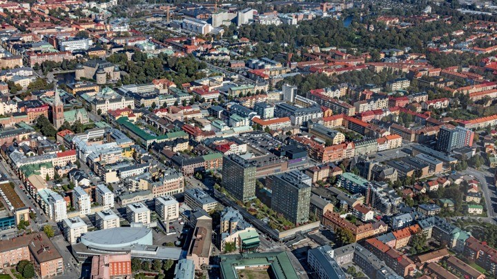 En flygbild över en stad.